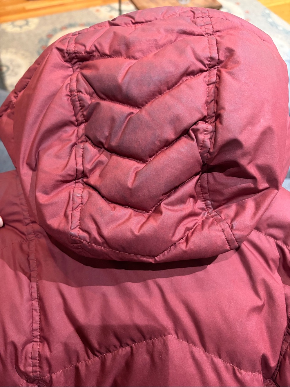 Patagonia Women’s Long Puffer Coat — Deep Burgundy- FREE shipping - Picture 8 of 8